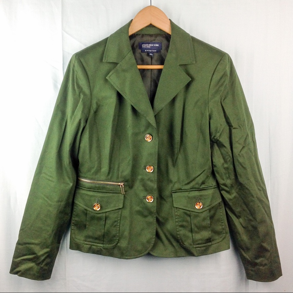 Jones New York Signature Three Button Blazer